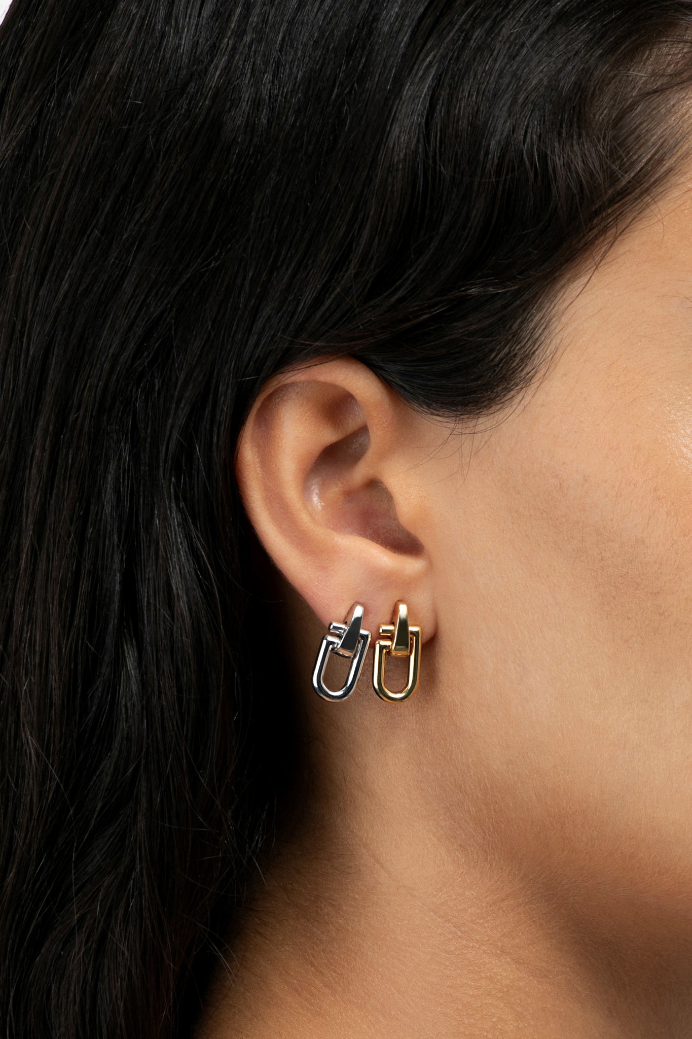 Reine Earrings