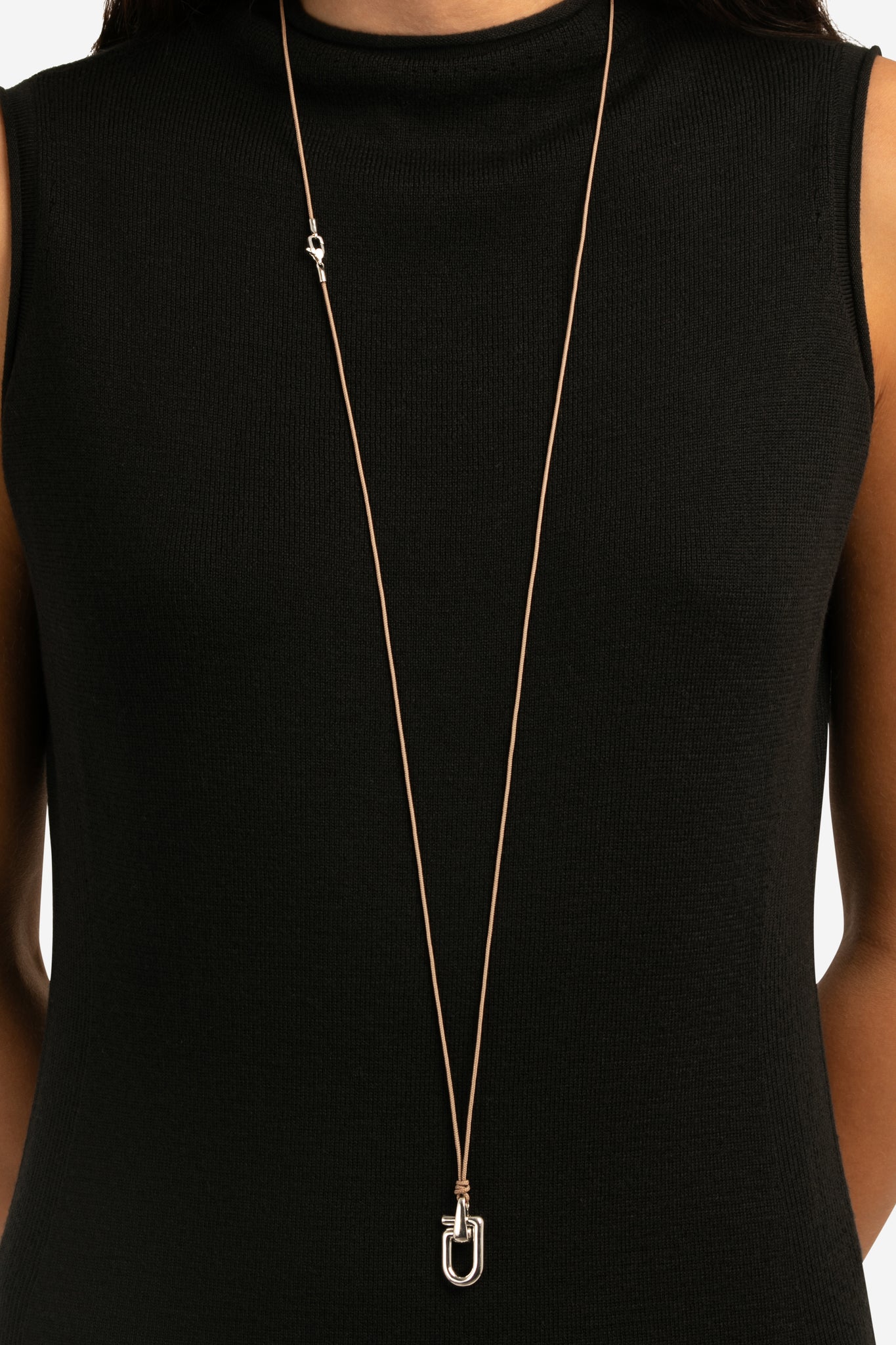 Reine Silver Cord Necklace